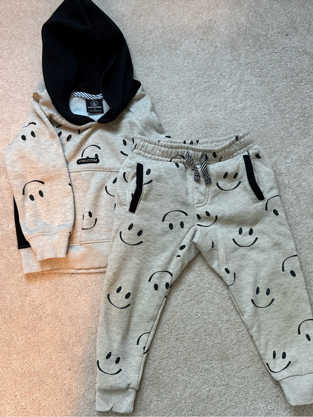 Toddler Boys Volcom Sweatsuit